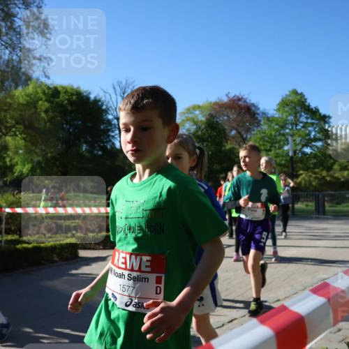 25.04.2025 - Das Zehntel Zöllner http://msf.ph/oto/7675132 26.04.2025 07:46:43 Laufen 1577 meine-sportfotos.de
