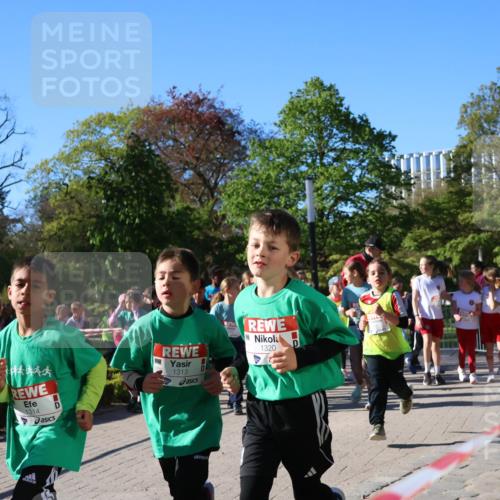 25.04.2025 - Das Zehntel Zöllner http://msf.ph/oto/7676123 26.04.2025 07:47:59 Laufen 144444, 1314, 1313, 1320 meine-sportfotos.de
