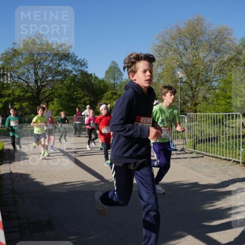 25.04.2025 - Das Zehntel Zöllner http://msf.ph/oto/7677231 26.04.2025 08:41:22 Laufen  meine-sportfotos.de