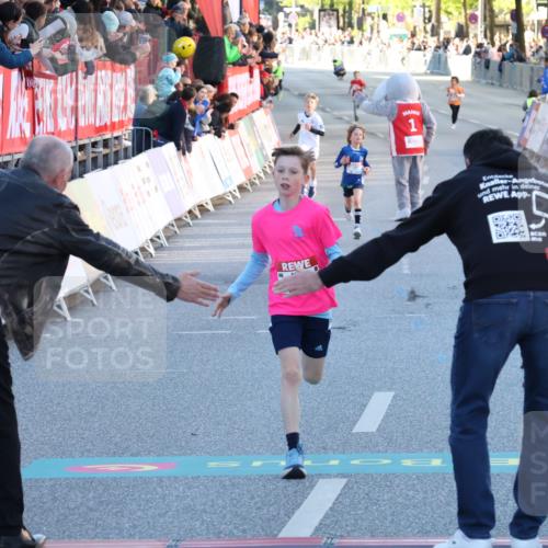 25.04.2025 - Das Zehntel Luisa Fischer http://msf.ph/oto/7678305 26.04.2025 08:48:42 Ziel 3469 meine-sportfotos.de