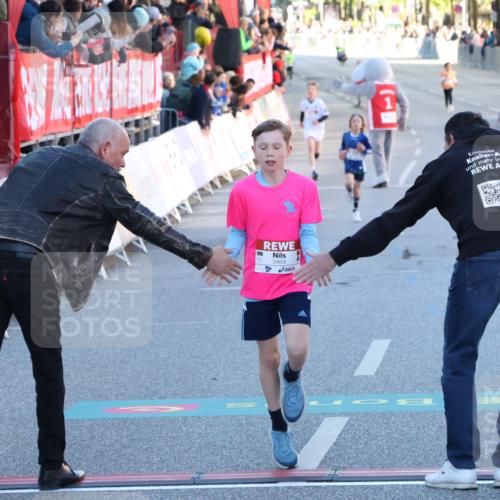 25.04.2025 - Das Zehntel Luisa Fischer http://msf.ph/oto/7678317 26.04.2025 08:48:43 Ziel 2715, 3469 meine-sportfotos.de