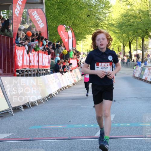 25.04.2025 - Das Zehntel Luisa Fischer http://msf.ph/oto/7678575 26.04.2025 08:50:10 Ziel 1116, 1537, 2383, 2995 meine-sportfotos.de