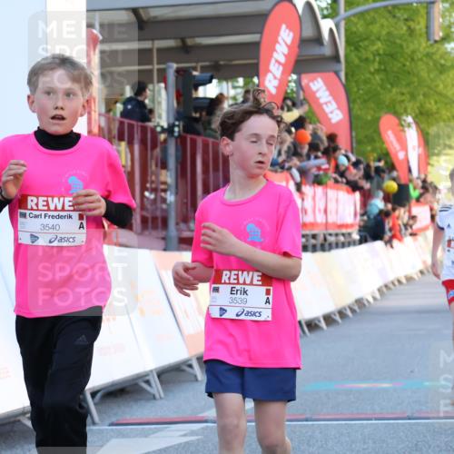 25.04.2025 - Das Zehntel Luisa Fischer http://msf.ph/oto/7678626 26.04.2025 08:50:19 Ziel 1107, 2383, 2995, 3539, 3540 meine-sportfotos.de