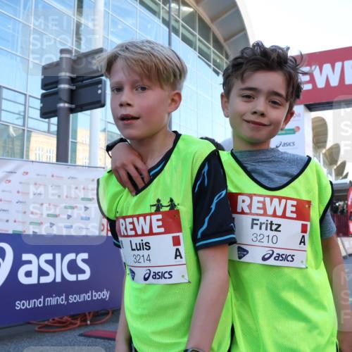 25.04.2025 - Das Zehntel Luisa Fischer http://msf.ph/oto/7678866 26.04.2025 08:51:33 Ziel 1114, 2321, 2325, 2643, 2711, 2731, 2734, 2840, 2935, 3782 meine-sportfotos.de