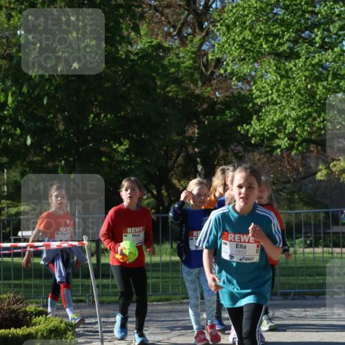 25.04.2025 - Das Zehntel Zöllner http://msf.ph/oto/7679932 26.04.2025 07:50:40 Laufen 1853 meine-sportfotos.de