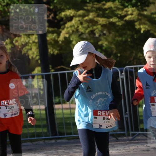 25.04.2025 - Das Zehntel Zöllner http://msf.ph/oto/7679977 26.04.2025 07:50:43 Laufen 3679, 3080, 3076 meine-sportfotos.de