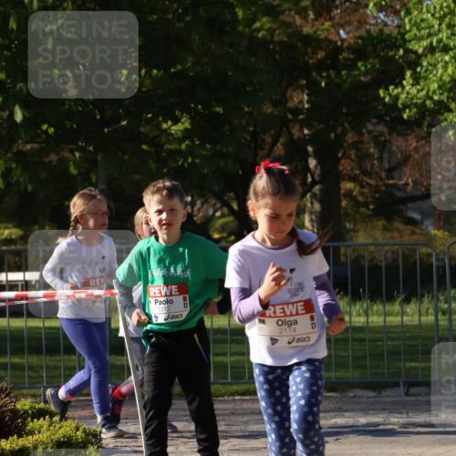 25.04.2025 - Das Zehntel Zöllner http://msf.ph/oto/7680040 26.04.2025 07:50:47 Laufen 1312, 2114 meine-sportfotos.de