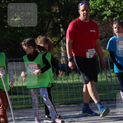 25.04.2025 - Das Zehntel Zöllner http://msf.ph/oto/7680159 26.04.2025 07:50:54 Laufen 1507, 2, 2071 meine-sportfotos.de