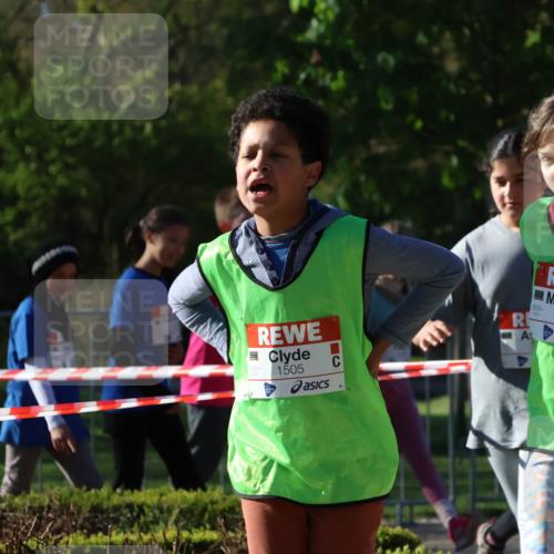 25.04.2025 - Das Zehntel Zöllner http://msf.ph/oto/7680217 26.04.2025 07:50:57 Laufen 1505, 1507 meine-sportfotos.de