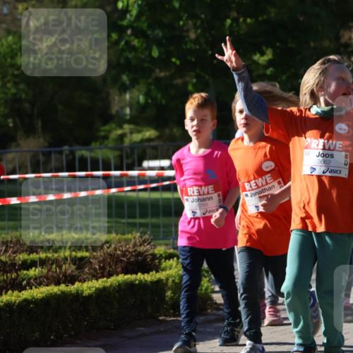 25.04.2025 - Das Zehntel Zöllner http://msf.ph/oto/7680364 26.04.2025 07:51:09 Laufen 3289, 3662 meine-sportfotos.de