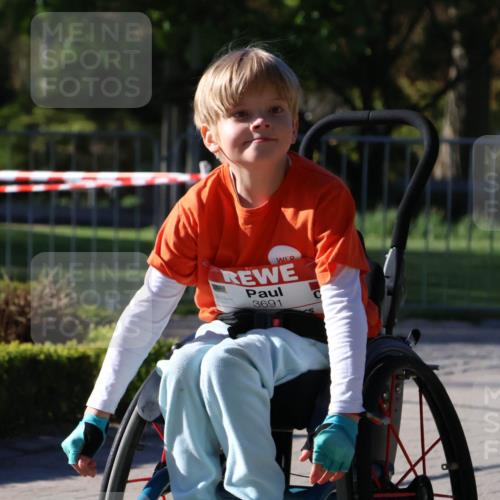 25.04.2025 - Das Zehntel Zöllner http://msf.ph/oto/7682115 26.04.2025 07:55:09 Laufen 3691, 2 meine-sportfotos.de