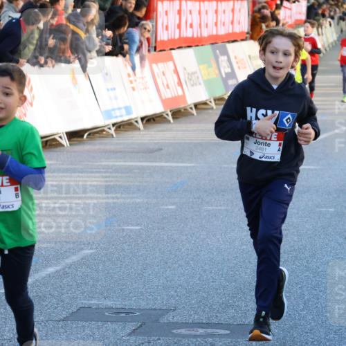 25.04.2025 - Das Zehntel Strokosch-Dieckow http://msf.ph/oto/7683099 26.04.2025 08:52:16 Ziel 1112, 1113, 1171, 1621, 1788, 2481, 2779, 2975, 3404, 3486, 3538, 3720, 3856, 3873 meine-sportfotos.de