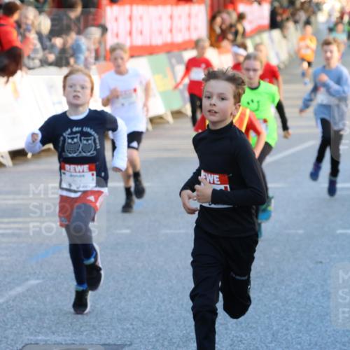 25.04.2025 - Das Zehntel Strokosch-Dieckow http://msf.ph/oto/7686273 26.04.2025 08:51:40 Ziel 1080, 1087, 1484, 1748, 1781, 1787, 1922, 2356, 2392, 2474, 2667, 2672, 2709, 2718, 2778, 2795, 2827, 2832, 3040, 3231, 3710, 3865 meine-sportfotos.de