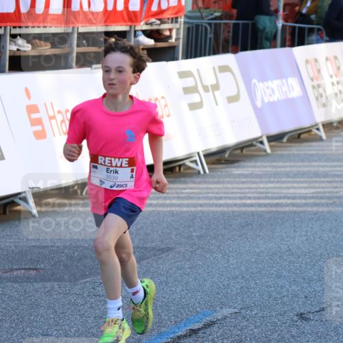 25.04.2025 - Das Zehntel Strokosch-Dieckow http://msf.ph/oto/7691962 26.04.2025 08:50:12 Ziel 1107, 1131, 2383, 2995, 3539, 3540 meine-sportfotos.de