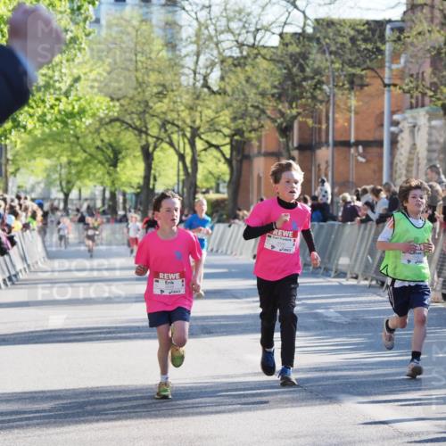 25.04.2025 - Das Zehntel MichiJ http://msf.ph/oto/7693147 26.04.2025 08:47:23 Laufen 3539, 3540 meine-sportfotos.de