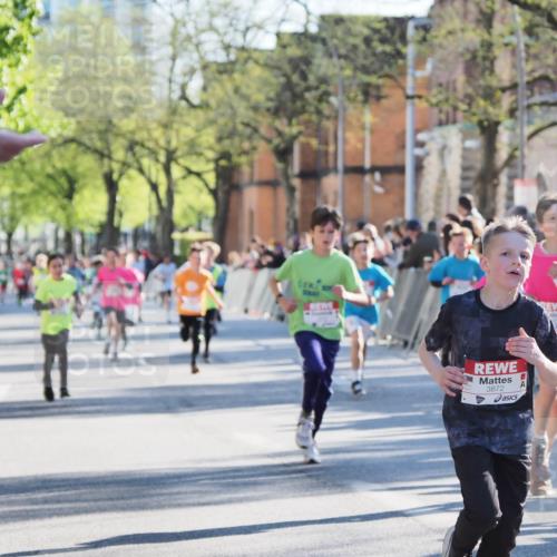 25.04.2025 - Das Zehntel MichiJ http://msf.ph/oto/7693787 26.04.2025 08:48:01 Laufen 3872 meine-sportfotos.de