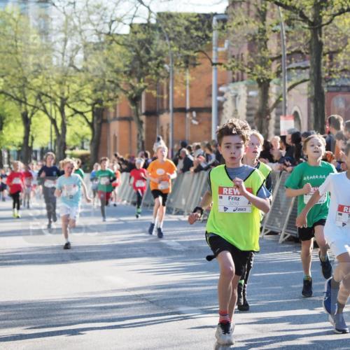 25.04.2025 - Das Zehntel MichiJ http://msf.ph/oto/7694327 26.04.2025 08:48:17 Laufen 3210, 444444, 2852 meine-sportfotos.de