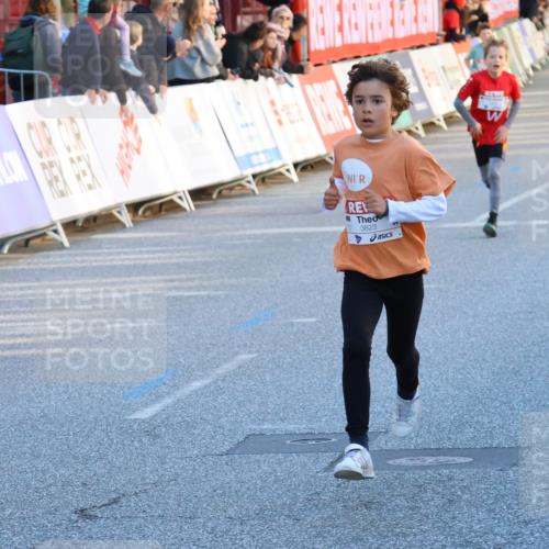 25.04.2025 - Das Zehntel Strokosch-Dieckow http://msf.ph/oto/7694491 26.04.2025 08:48:56 Ziel 1926, 2379, 2990, 3823 meine-sportfotos.de