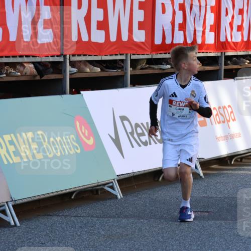 25.04.2025 - Das Zehntel Strokosch-Dieckow http://msf.ph/oto/7694629 26.04.2025 08:48:48 Ziel 2379, 2715, 3823 meine-sportfotos.de