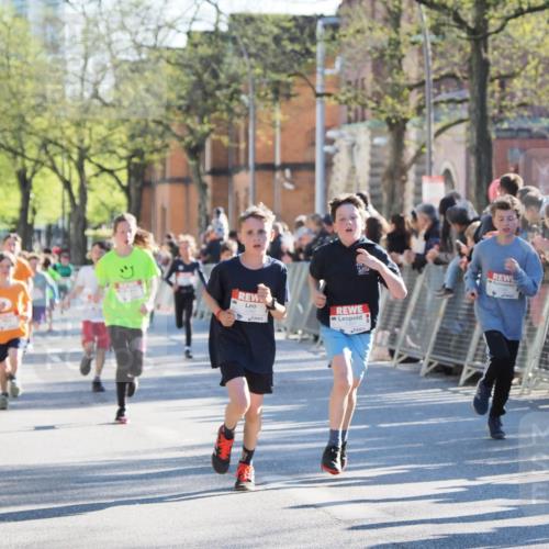 25.04.2025 - Das Zehntel MichiJ http://msf.ph/oto/7694912 26.04.2025 08:48:40 Laufen 1080 meine-sportfotos.de