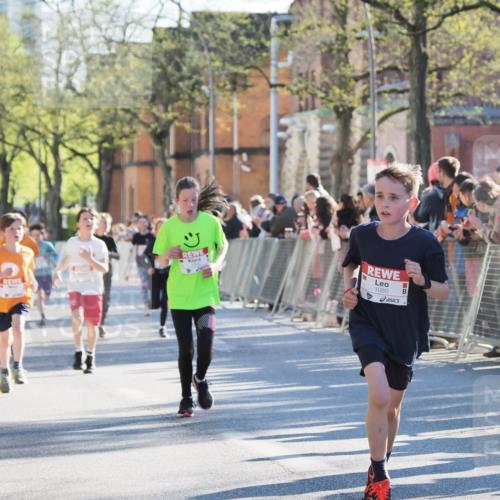 25.04.2025 - Das Zehntel MichiJ http://msf.ph/oto/7694944 26.04.2025 08:48:41 Laufen 1080, 1087 meine-sportfotos.de