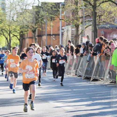 25.04.2025 - Das Zehntel MichiJ http://msf.ph/oto/7695015 26.04.2025 08:48:44 Laufen 3710, 3066 meine-sportfotos.de