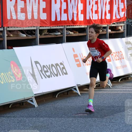 25.04.2025 - Das Zehntel Strokosch-Dieckow http://msf.ph/oto/7695261 26.04.2025 08:48:09 Ziel 3953 meine-sportfotos.de