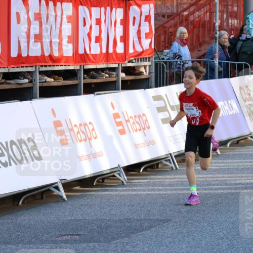 25.04.2025 - Das Zehntel Strokosch-Dieckow http://msf.ph/oto/7695307 26.04.2025 08:48:09 Ziel 3953 meine-sportfotos.de
