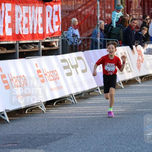 25.04.2025 - Das Zehntel Strokosch-Dieckow http://msf.ph/oto/7695332 26.04.2025 08:48:08 Ziel 3953 meine-sportfotos.de