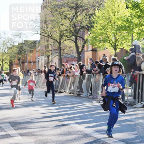 25.04.2025 - Das Zehntel MichiJ http://msf.ph/oto/7695727 26.04.2025 08:49:17 Laufen 2886 meine-sportfotos.de