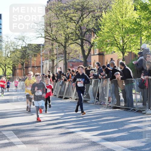 25.04.2025 - Das Zehntel MichiJ http://msf.ph/oto/7695737 26.04.2025 08:49:18 Laufen 78 meine-sportfotos.de
