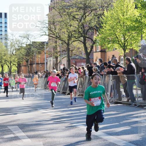 25.04.2025 - Das Zehntel MichiJ http://msf.ph/oto/7696245 26.04.2025 08:49:35 Laufen 44444444, 418 meine-sportfotos.de