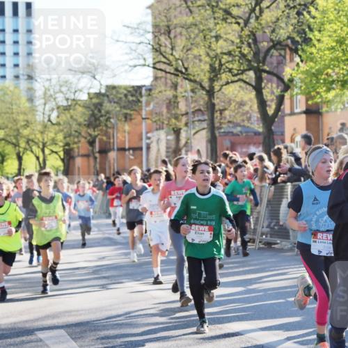 25.04.2025 - Das Zehntel MichiJ http://msf.ph/oto/7697100 26.04.2025 08:50:06 Laufen 2366, 3104 meine-sportfotos.de