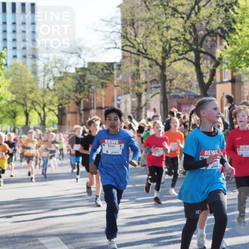 25.04.2025 - Das Zehntel MichiJ http://msf.ph/oto/7697811 26.04.2025 08:50:27 Laufen  meine-sportfotos.de