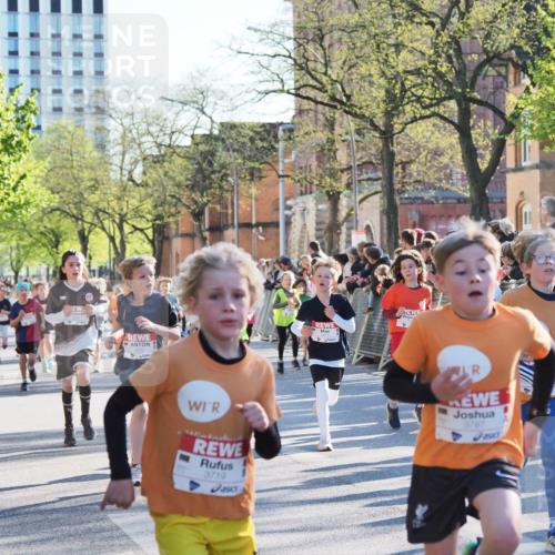 25.04.2025 - Das Zehntel MichiJ http://msf.ph/oto/7697967 26.04.2025 08:50:32 Laufen 3719, 3787 meine-sportfotos.de
