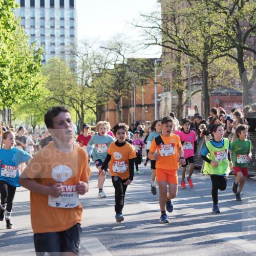 25.04.2025 - Das Zehntel MichiJ http://msf.ph/oto/7698062 26.04.2025 08:50:37 Laufen 3815, 3751 meine-sportfotos.de