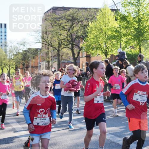 25.04.2025 - Das Zehntel MichiJ http://msf.ph/oto/7698524 26.04.2025 08:50:56 Laufen 1903, 1937, 1935 meine-sportfotos.de