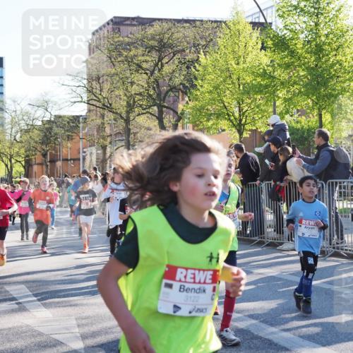 25.04.2025 - Das Zehntel MichiJ http://msf.ph/oto/7698721 26.04.2025 08:51:07 Laufen 3122, 1212 meine-sportfotos.de