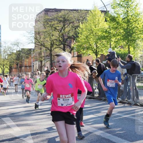 25.04.2025 - Das Zehntel MichiJ http://msf.ph/oto/7698810 26.04.2025 08:51:11 Laufen 3408, 389 meine-sportfotos.de