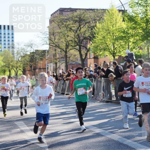 25.04.2025 - Das Zehntel MichiJ http://msf.ph/oto/7699462 26.04.2025 08:51:19 Laufen 44444444 meine-sportfotos.de