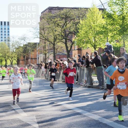 25.04.2025 - Das Zehntel MichiJ http://msf.ph/oto/7699636 26.04.2025 08:51:30 Laufen 3793 meine-sportfotos.de