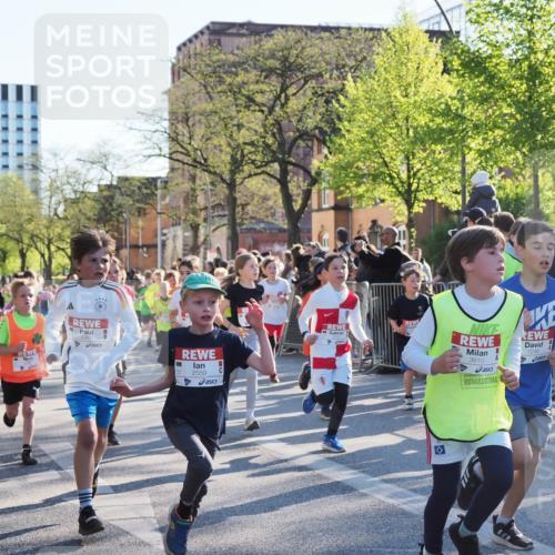 25.04.2025 - Das Zehntel MichiJ http://msf.ph/oto/7700019 26.04.2025 08:51:59 Laufen 2467, 2559, 3610, 1246 meine-sportfotos.de