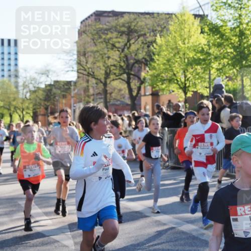 25.04.2025 - Das Zehntel MichiJ http://msf.ph/oto/7700041 26.04.2025 08:52:00 Laufen 2467, 2559 meine-sportfotos.de