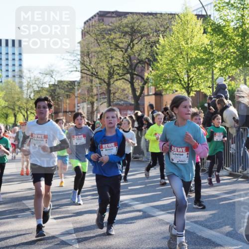 25.04.2025 - Das Zehntel MichiJ http://msf.ph/oto/7700106 26.04.2025 08:52:04 Laufen 2976, 1 meine-sportfotos.de