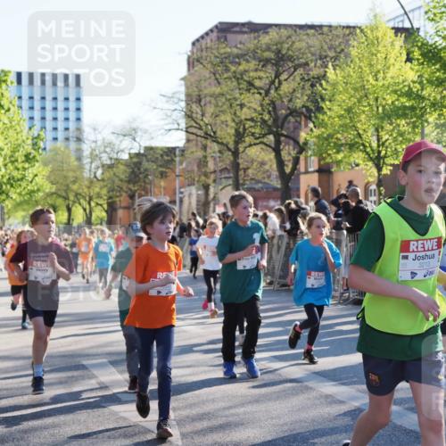 25.04.2025 - Das Zehntel MichiJ http://msf.ph/oto/7700337 26.04.2025 08:52:18 Laufen 3213 meine-sportfotos.de