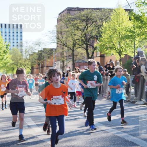 25.04.2025 - Das Zehntel MichiJ http://msf.ph/oto/7700343 26.04.2025 08:52:18 Laufen 2343 meine-sportfotos.de