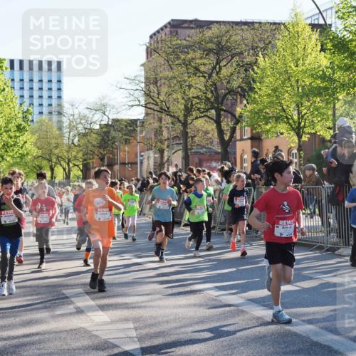 25.04.2025 - Das Zehntel MichiJ http://msf.ph/oto/7700484 26.04.2025 08:52:25 Laufen  meine-sportfotos.de