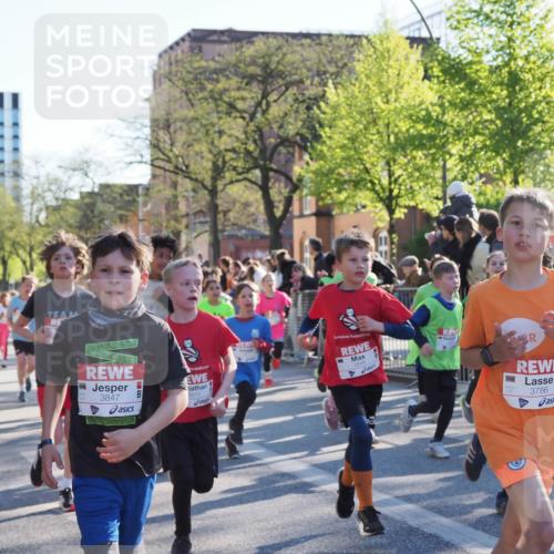 25.04.2025 - Das Zehntel MichiJ http://msf.ph/oto/7700529 26.04.2025 08:52:28 Laufen 3847, 3915, 3846, 3786 meine-sportfotos.de