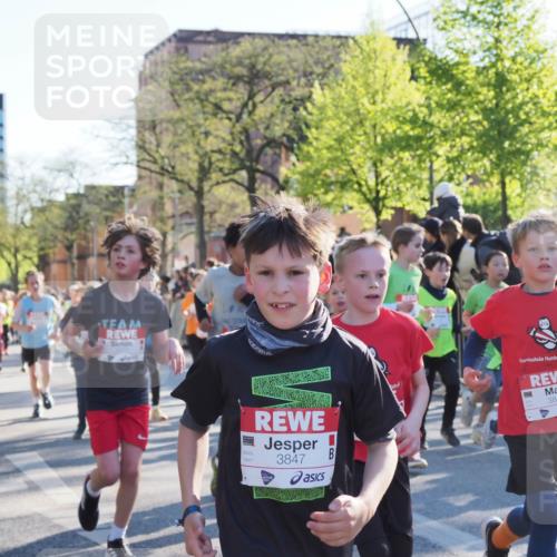 25.04.2025 - Das Zehntel MichiJ http://msf.ph/oto/7700536 26.04.2025 08:52:28 Laufen 3847, 3846 meine-sportfotos.de