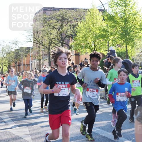 25.04.2025 - Das Zehntel MichiJ http://msf.ph/oto/7700539 26.04.2025 08:52:29 Laufen 2373, 2157, 1951 meine-sportfotos.de